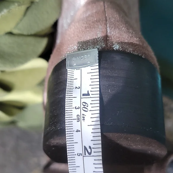 Seychelles Ankle Boots - Suede & Silver Metallic Chelsea Style Western - Picture 6 of 14